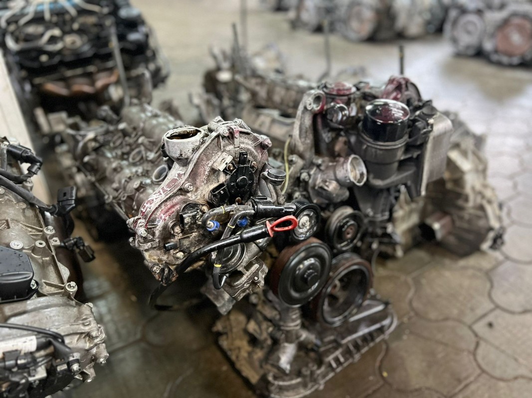 Двигатель Mercedes 3.0 272.941, фото 1, артикул 354230512