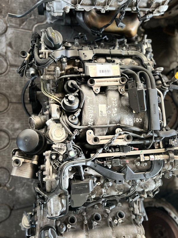 Двигатель Mercedes Benz 3.0 272.943, фото 2, артикул 283100879